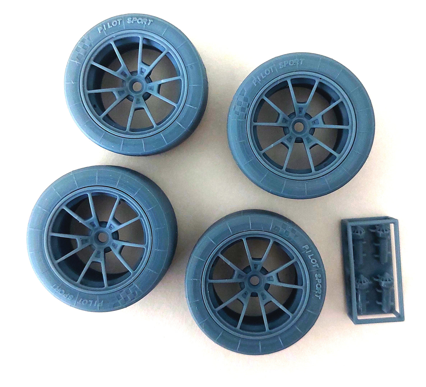 1/24 BMW M4 GT3 with Michelin tyres