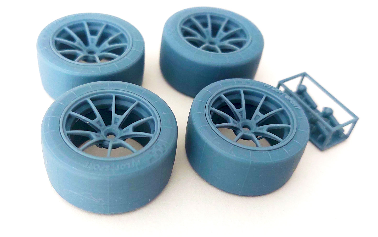 1/24 BMW M4 GT3 with Michelin tyres