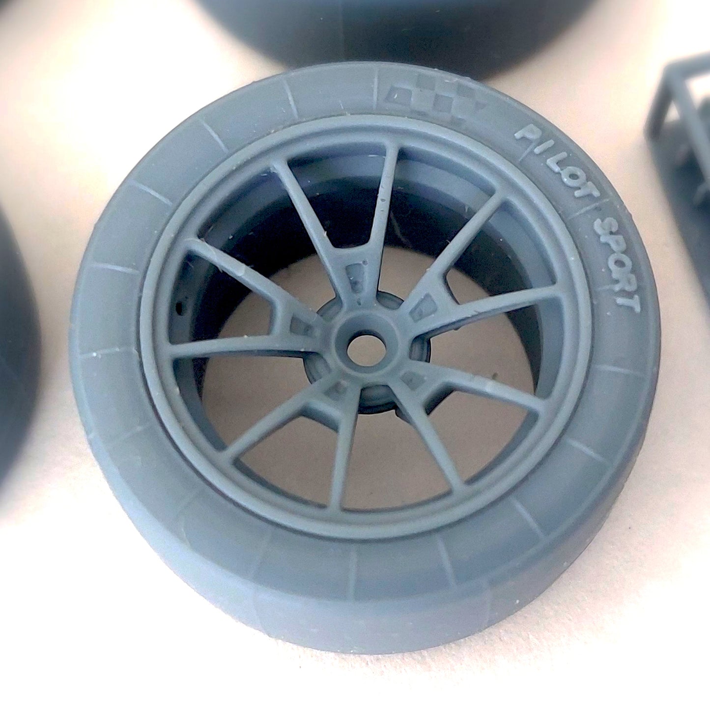 1/24 BMW M4 GT3 with Michelin tyres