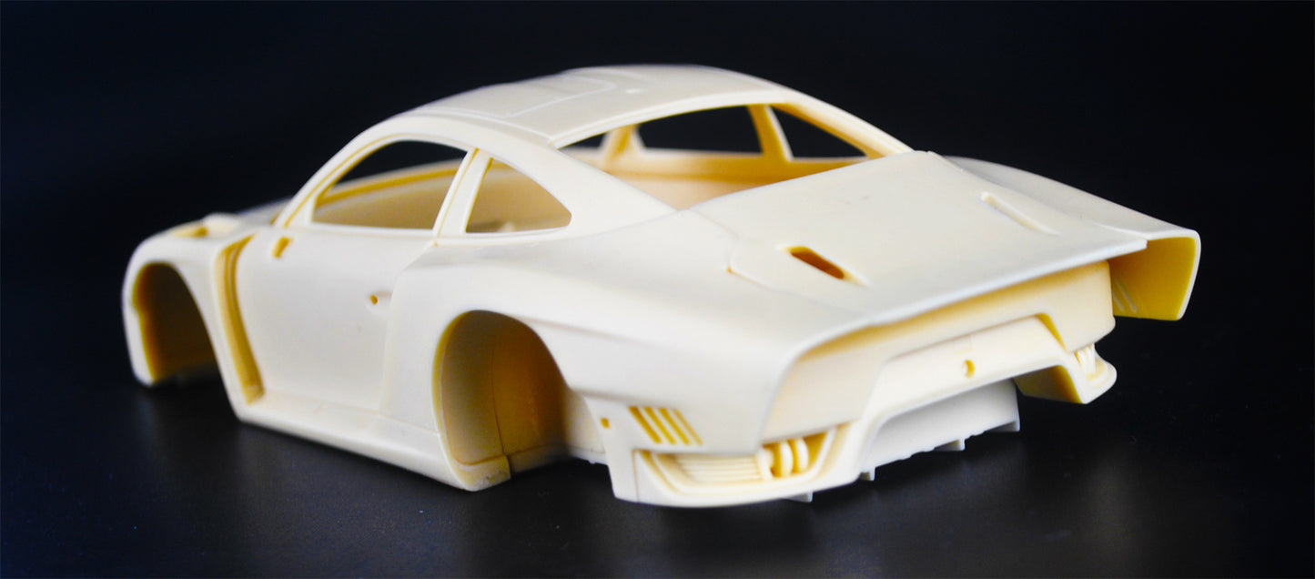 SL05-001 - ScaleLab_24 1/24 multi media kit 935/19