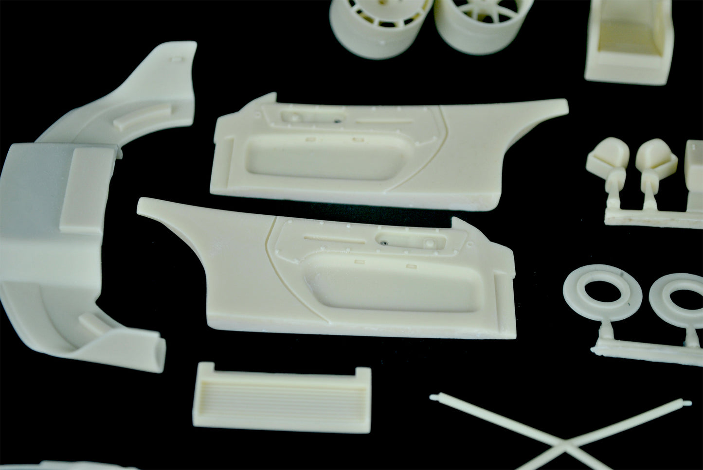 SL05-001 - ScaleLab_24 1/24 multi media kit 935/19