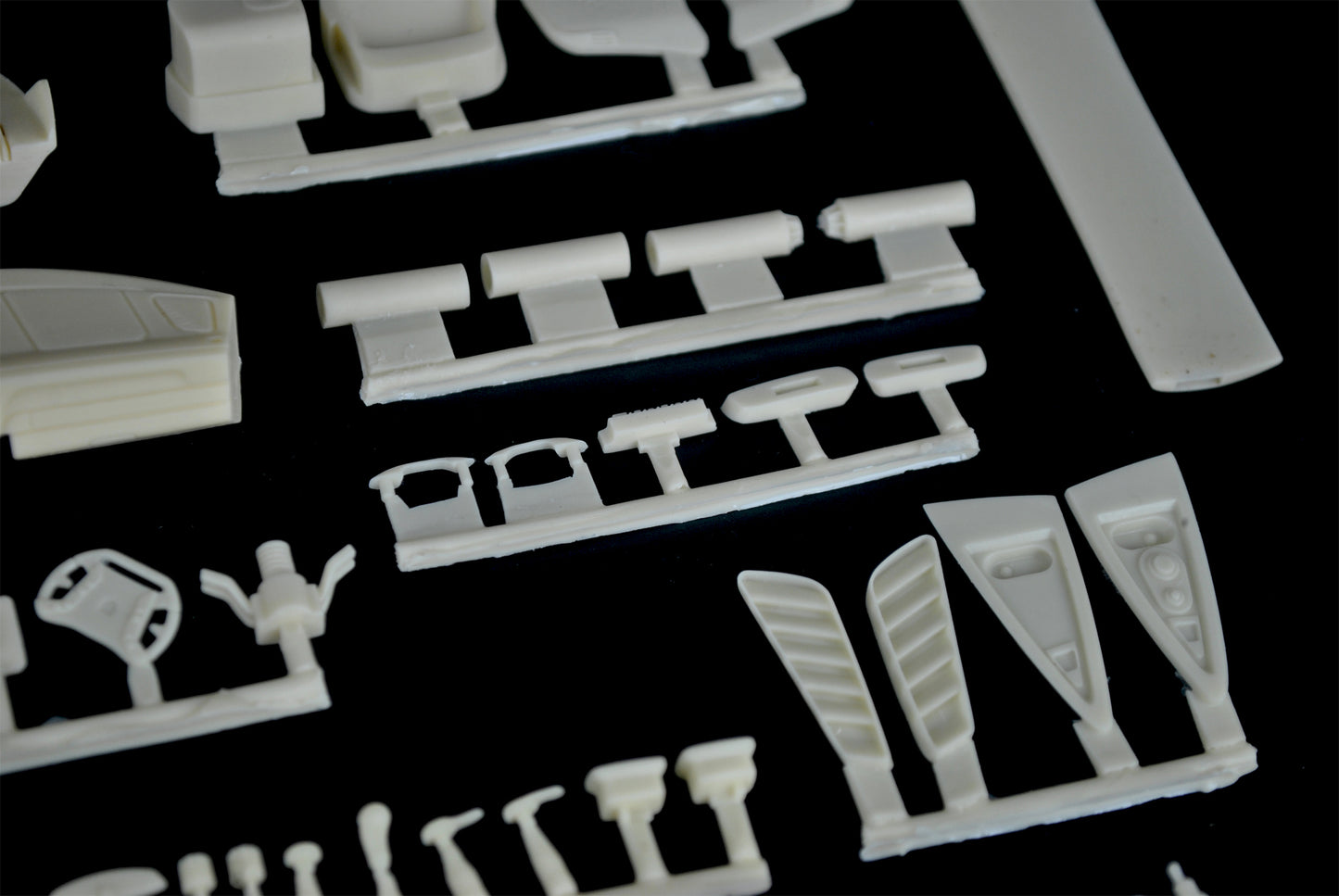 SL05-001 - ScaleLab_24 1/24 multi media kit 935/19